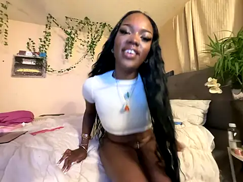 magicalc00ch online show from September 27, 2025, 7:24 am