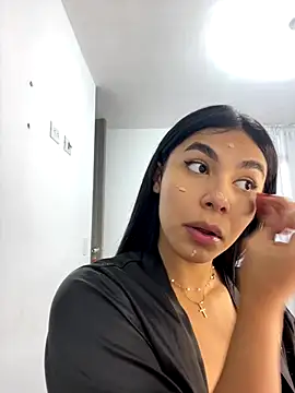 IsabelleFoxx  online show from December 20, 2025, 9:44 pm