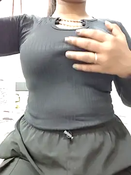 MohiniHott online show from September 27, 2025, 7:13 am