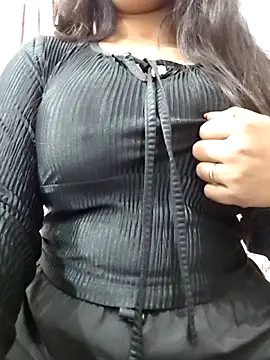 MohiniHott online show from October 8, 2025, 6:11 am