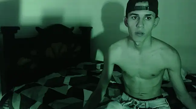 isaaclatino online show from December 2, 2024, 12:19 am