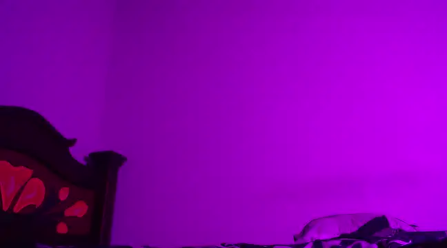 isaaclatino online show from December 24, 2024, 9:17 am