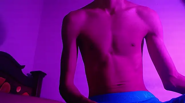 isaaclatino online show from January 13, 2025, 12:51 am