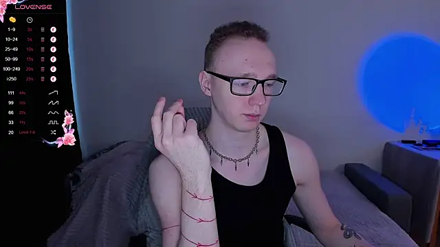 Alex silents online show from November 18, 2025, 9:47 am