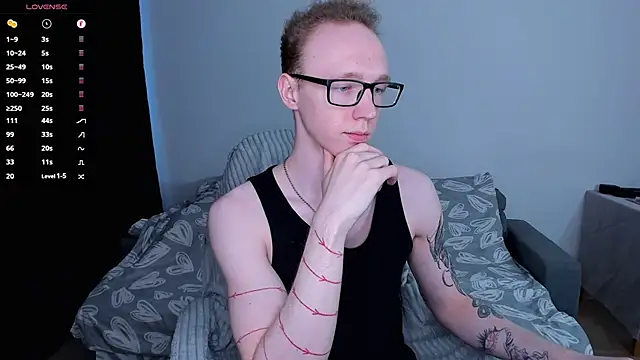 Alex silents online show from June 3, 2026, 4:01 pm