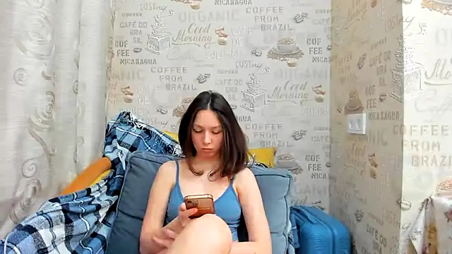 Adela Vetta online show from February 16, 2025, 3:38 pm