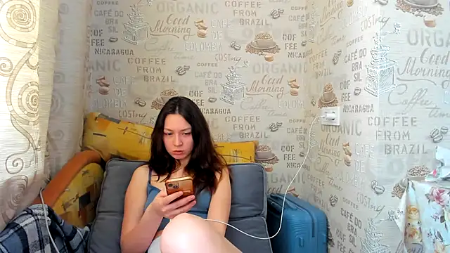 Adela Vetta online show from February 18, 2025, 6:47 pm