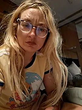 xWhoreAbleX Pika online show from June 5, 2026, 6:20 am