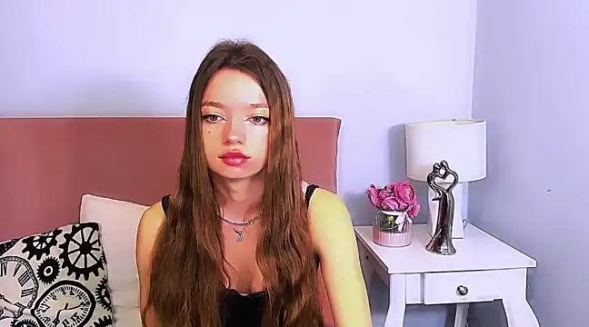 Snapshot of GraceLips chatting on March 20, 2025, 6:30 am GraceLips online show from March 20, 2025, 6:30 am
