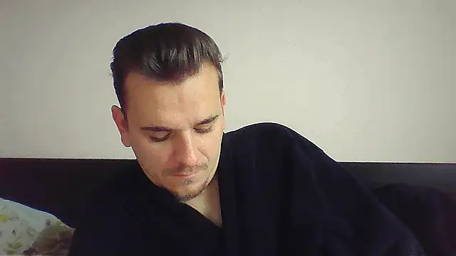 Huge cock22cm online show from November 28, 2025, 8:39 am