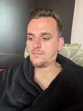 Snapshot of Huge_cock22cm chatting on June 5, 2026, 1:28 pm Huge cock22cm online show from June 5, 2026, 1:28 pm