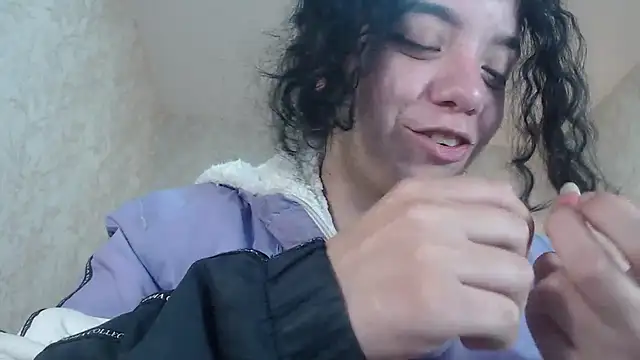 EmmaCowperr online show from January 15, 2025, 4:36 am