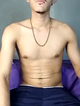 Snapshot of MicaelRian69 chatting on March 14, 2025, 10:05 pm MicaelRian69 online show from March 14, 2025, 10:05 pm