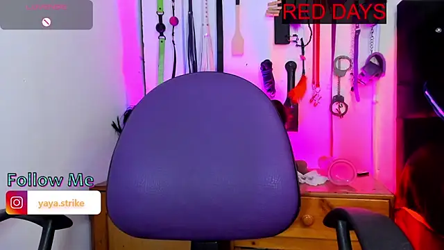 LucyStrike  online show from January 5, 2026, 11:19 pm