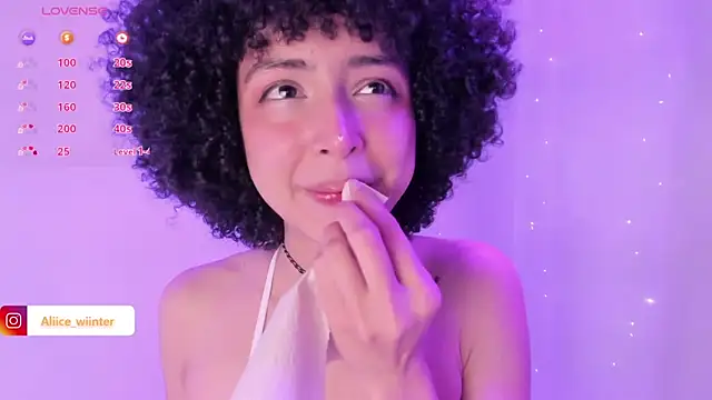 Alice winter  online show from December 16, 2024, 1:31 am