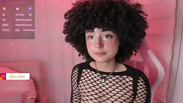 Snapshot of Alice_winter_ chatting on June 16, 2026, 9:06 pm Alice winter online show from June 16, 2026, 9:06 pm