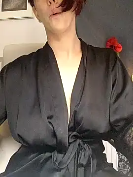 Loona-Lexxington online show from December 10, 2024, 4:49 pm