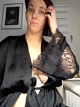 Loona-Lexxington online show from February 5, 2025, 6:37 pm