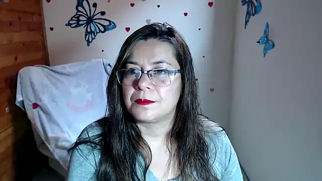 lilisa777 online show from February 16, 2026, 7:32 pm