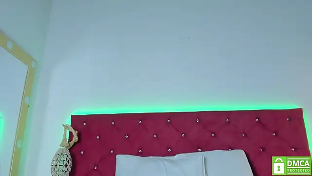 Ruth harvey  online show from March 6, 2025, 3:02 pm