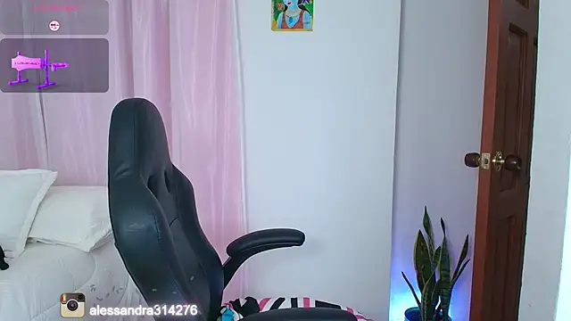 Alessandraa ferri  online show from February 13, 2026, 1:12 am