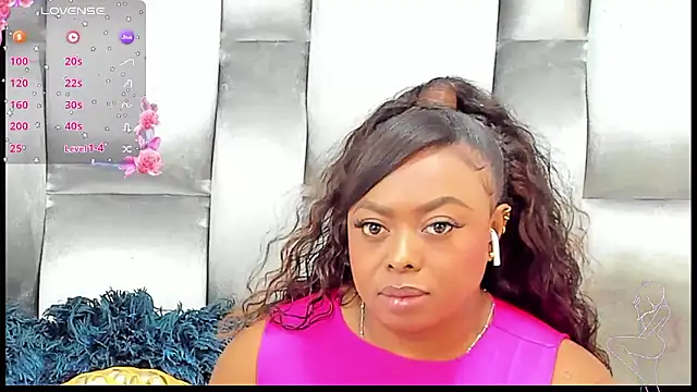 CamilaBenitez online show from January 8, 2026, 8:55 pm