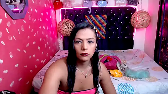 EmilyTsSweet online show from February 5, 2025, 5:53 pm