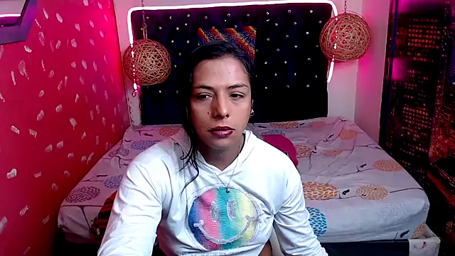 EmilyTsSweet online show from February 8, 2025, 1:44 pm