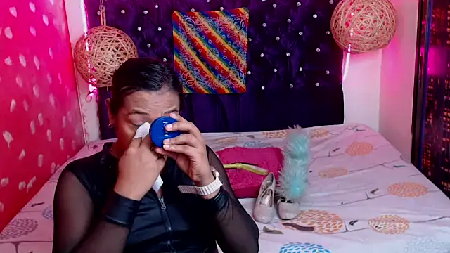 EmilyTsSweet online show from February 12, 2025, 3:16 pm