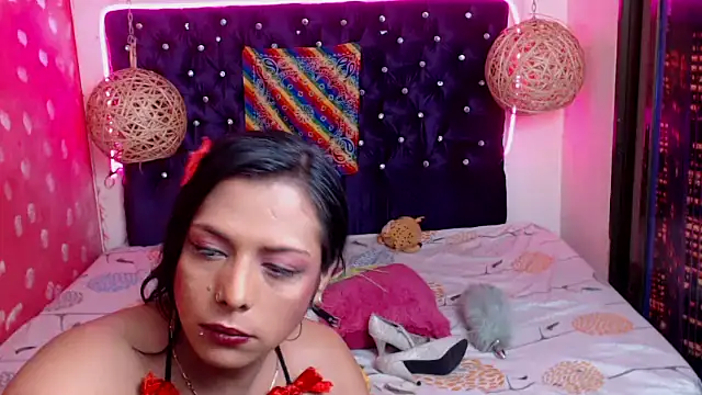 EmilyTsSweet online show from February 18, 2025, 5:42 pm