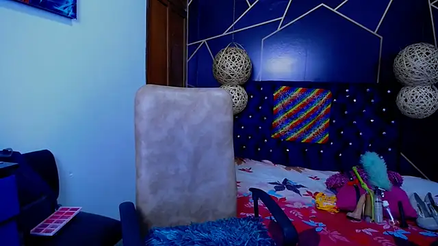 EmilyTsSweet online show from March 5, 2025, 10:10 pm