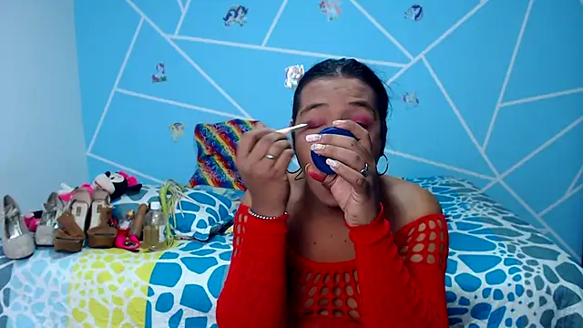 EmilyTsSweet online show from October 24, 2025, 1:07 pm