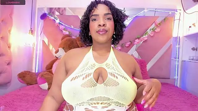 Snapshot of Scarlett-Bonnet chatting on December 28, 2024, 4:08 am Scarlett-Bonnet online show from December 28, 2024, 4:08 am