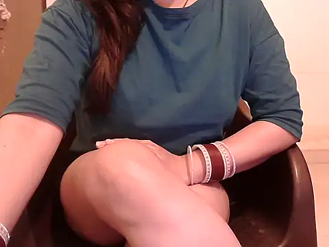 AMBIKA-MISHRA99 online show from November 9, 2025, 1:53 pm