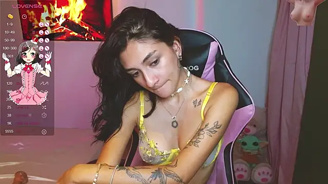 Mei Kelly online show from February 8, 2025, 3:19 am