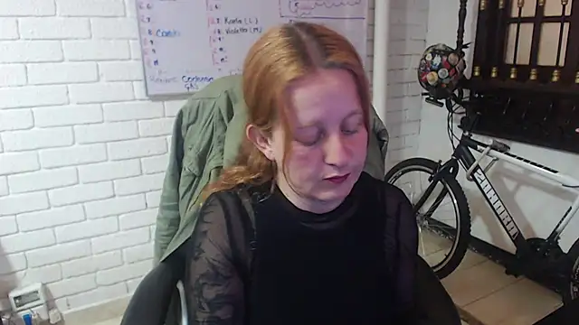 ViioletaMora online show from February 13, 2025, 10:33 pm