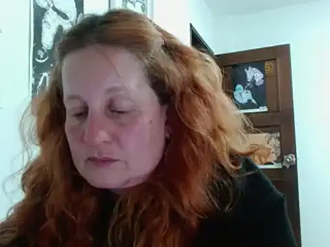 ViioletaMora online show from March 4, 2026, 3:23 am