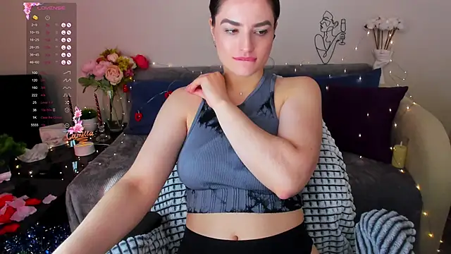 Snapshot of Camilla__one__ chatting on February 20, 2025, 7:45 am Camilla one online show from February 20, 2025, 7:45 am