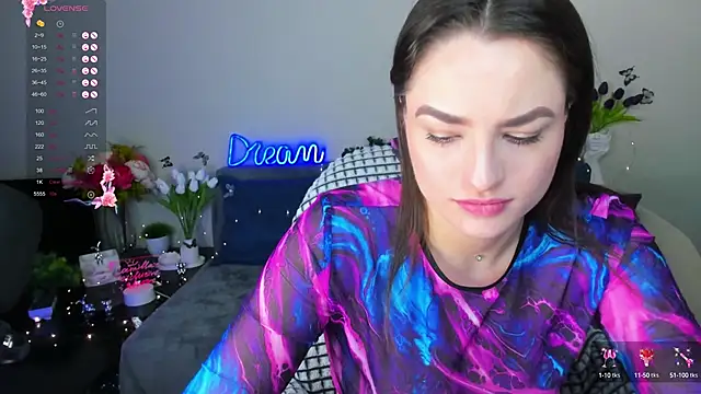 Snapshot of Camilla__one__ chatting on March 11, 2025, 4:43 am Camilla one online show from March 11, 2025, 4:43 am