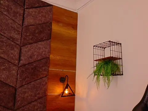 memphiswilliam online show from April 13, 2026, 2:50 am