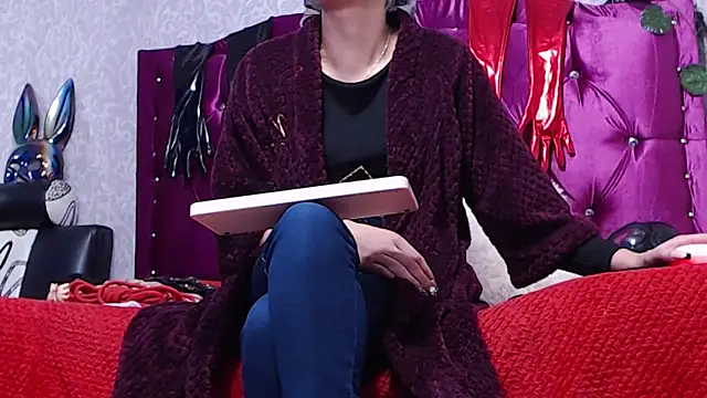 AyshaScott online show from January 11, 2025, 1:22 pm