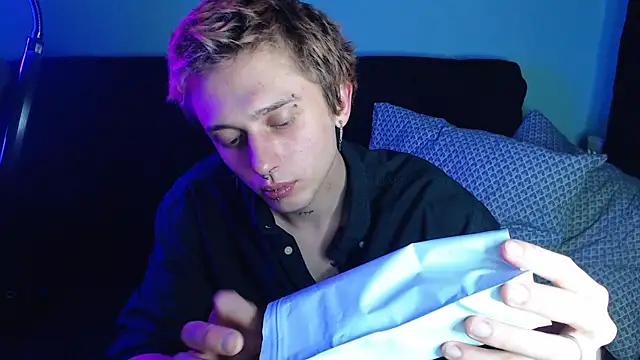 axxxturel online show from December 13, 2024, 12:09 am