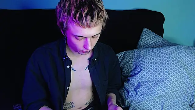 axxxturel online show from December 25, 2024, 10:27 pm