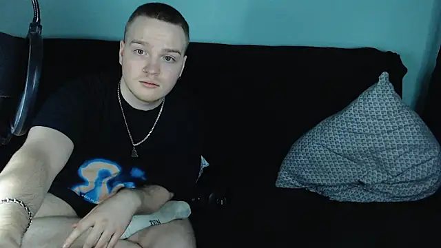 axxxturel online show from January 5, 2025, 9:36 pm