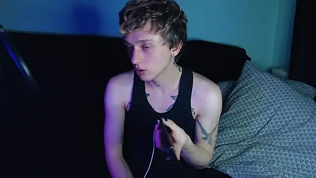 axxxturel online show from February 18, 2025, 12:48 am