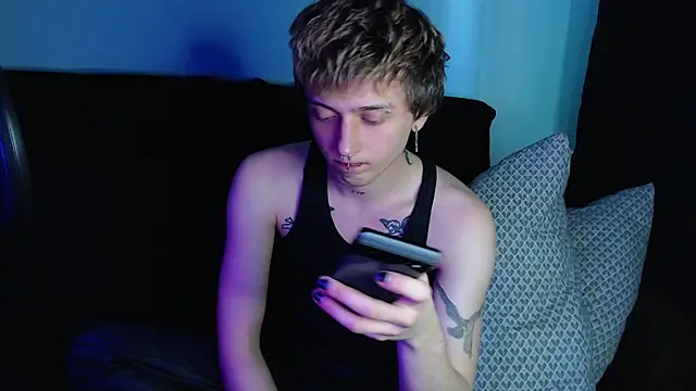 axxxturel online show from February 22, 2025, 6:06 am