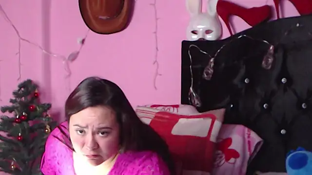 NikkiRous  online show from January 11, 2025, 4:36 pm