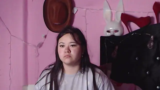 NikkiRous  online show from January 22, 2025, 1:42 pm