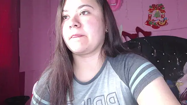 NikkiRous  online show from February 25, 2025, 12:45 pm