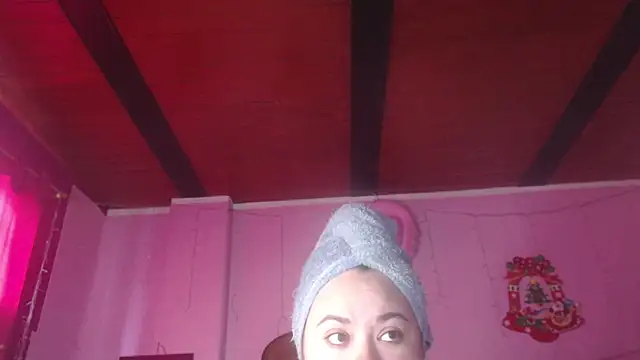 NikkiRous  online show from October 22, 2025, 12:38 pm